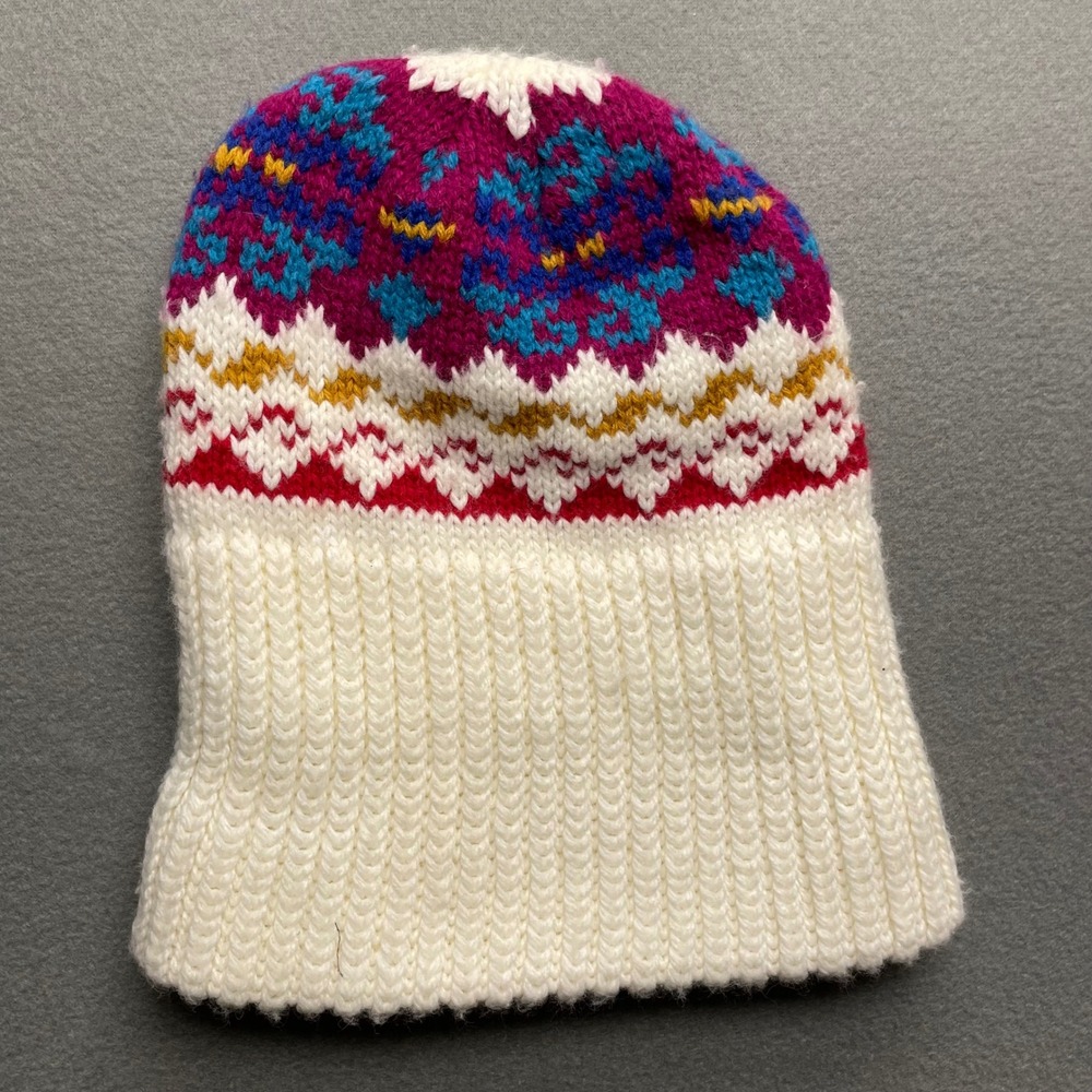 Gap Fair Isle Knit Beanie Hat White Red Blue Yellow Purple Geometric Pattern